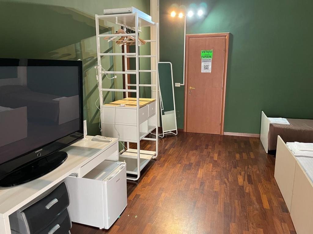Locami Holiday&Rooms Suite Jolanda Katanya Dış mekan fotoğraf